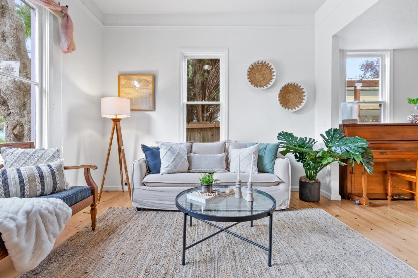 320 Caledonia St, Santa Cruz, CA 95062-3310