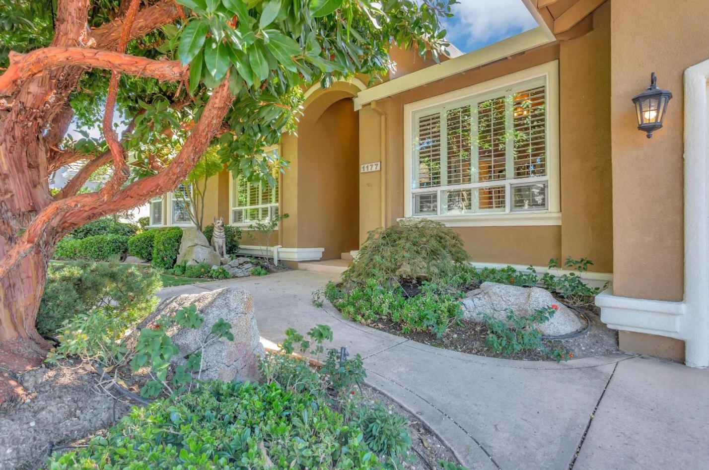 1177 Ridgemark Dr, Hollister, CA 95023