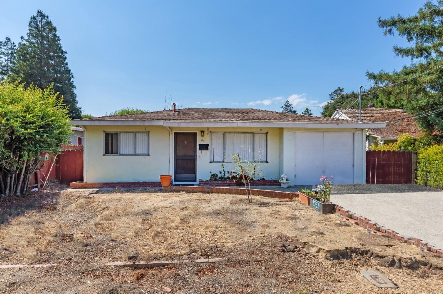 83 Centre St, Mountain View, CA 94041
