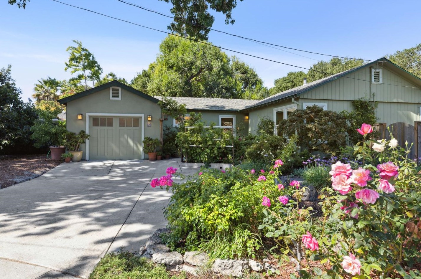 28 Athlone Way, Menlo Park, CA 94025-1916