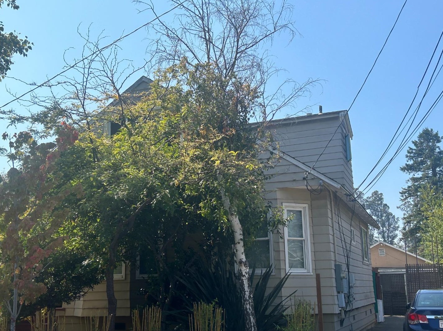 739 Laurel Ave, Burlingame, CA 94010