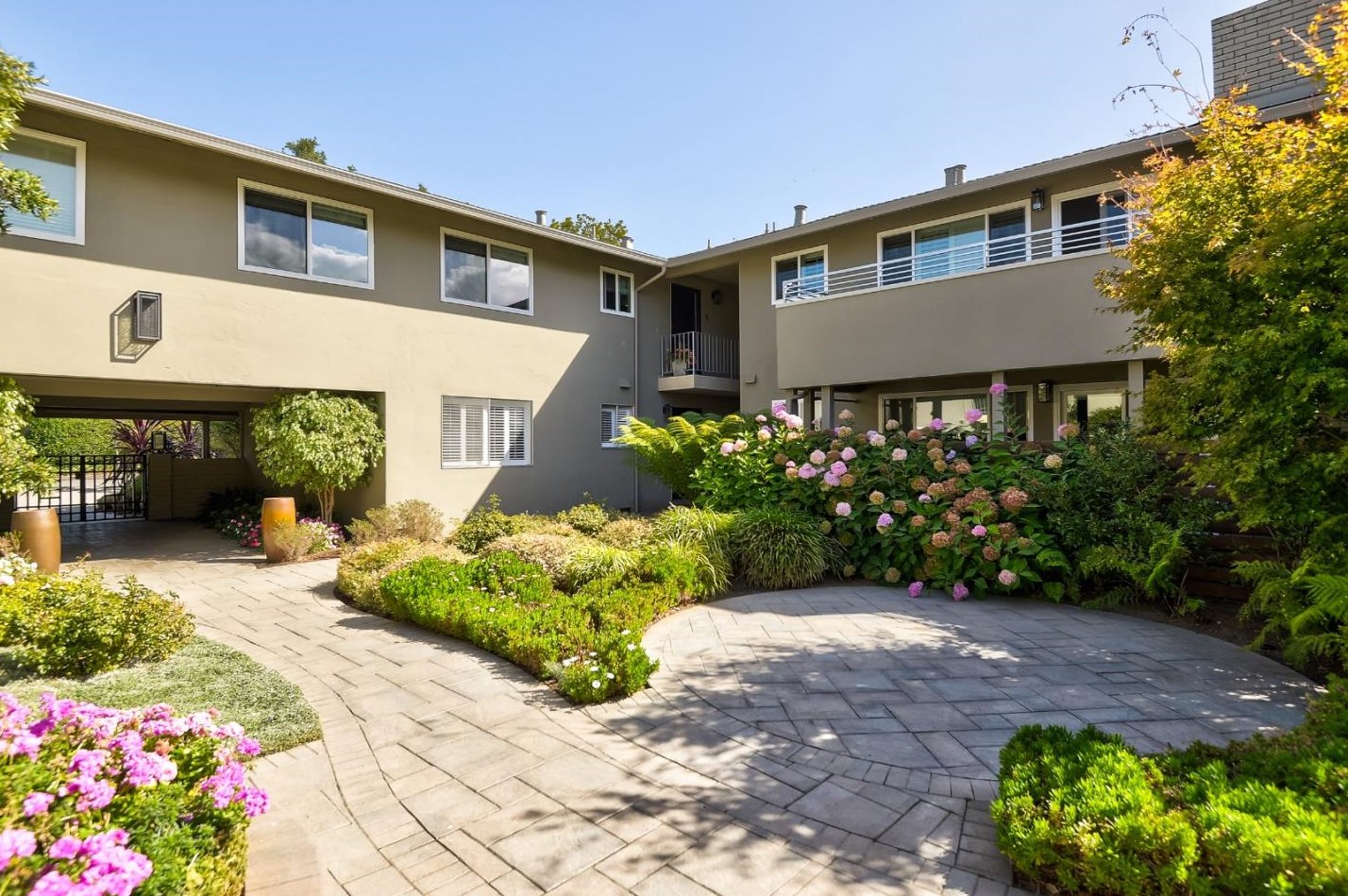 460 Lassen St 5, Los Altos, CA 94022