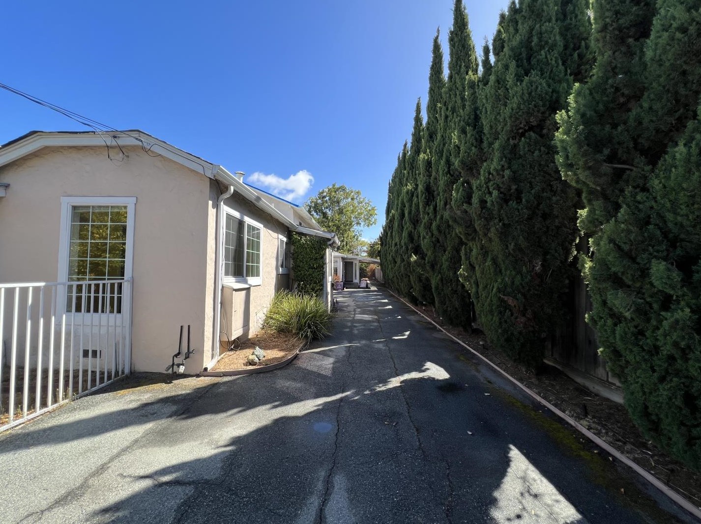 1036 Haven Ave, Redwood City, CA 94063