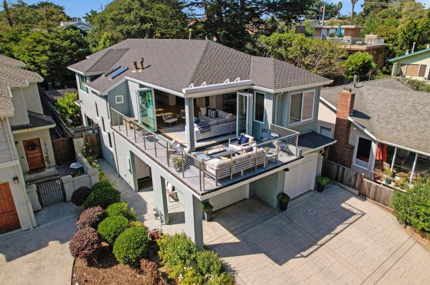 495 Coastview Dr, Santa Cruz, CA 95062-5080