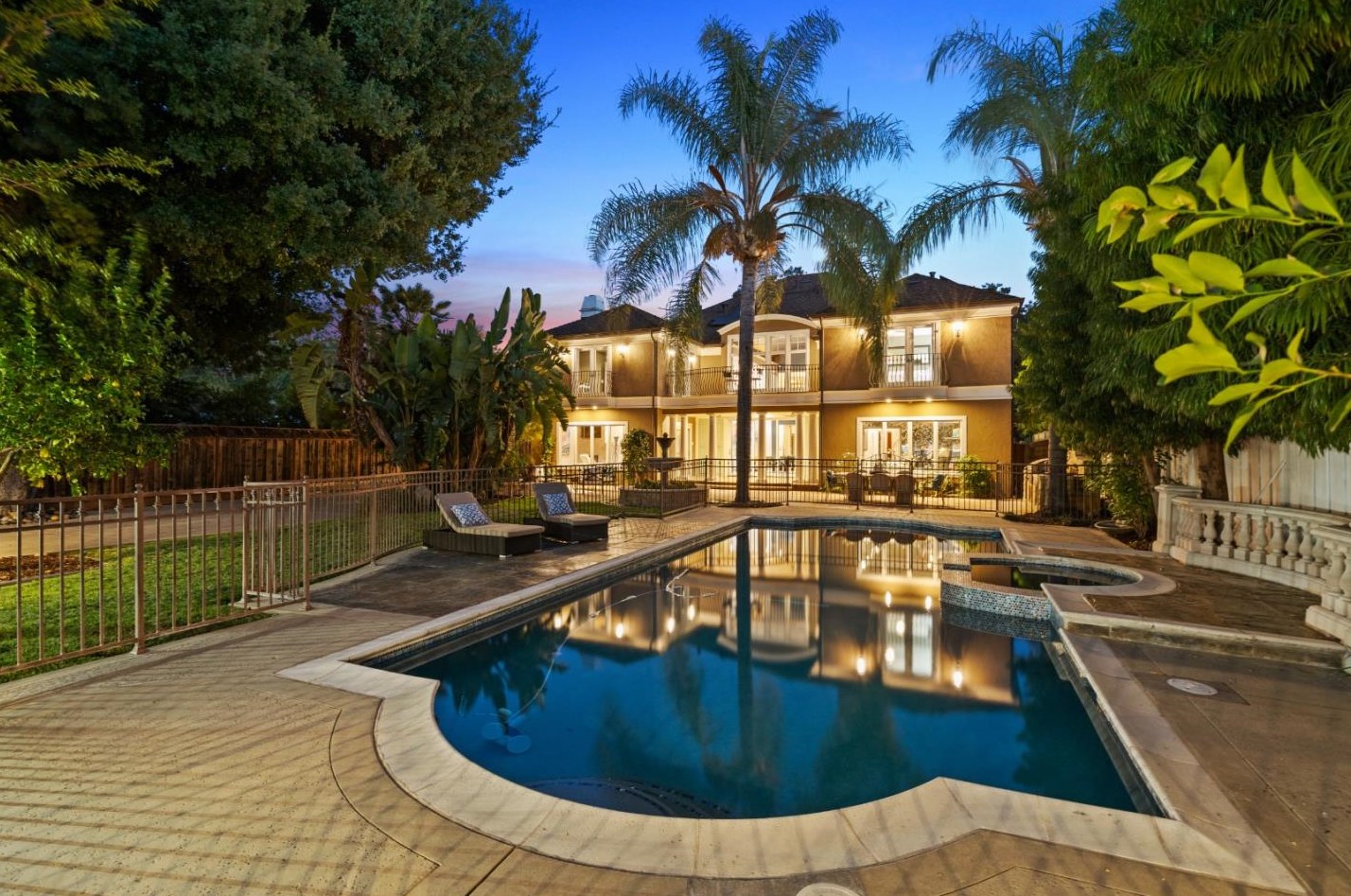 1631 University Way, San Jose, CA 95126-1555