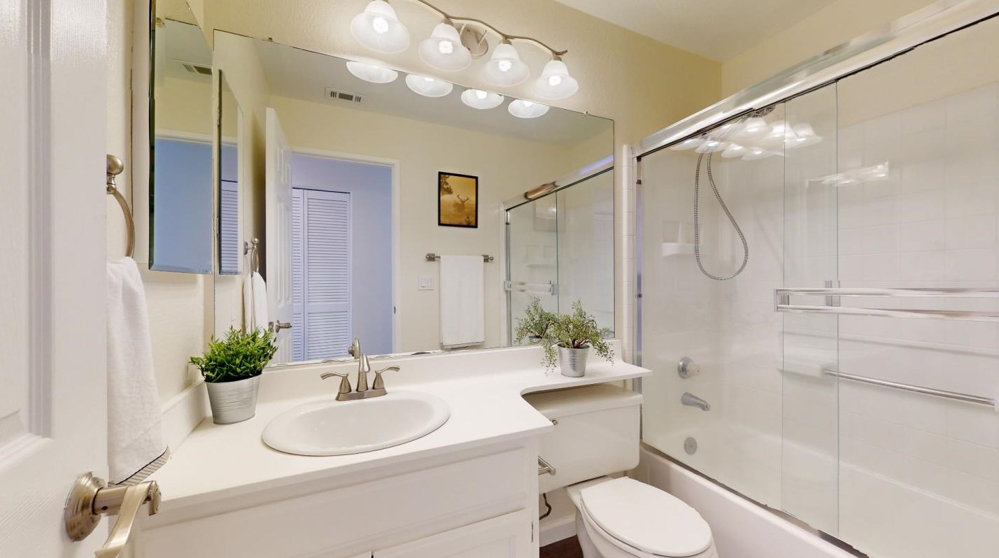 201 Palermo Ct, Rodeo CA 94547-2211 exterior