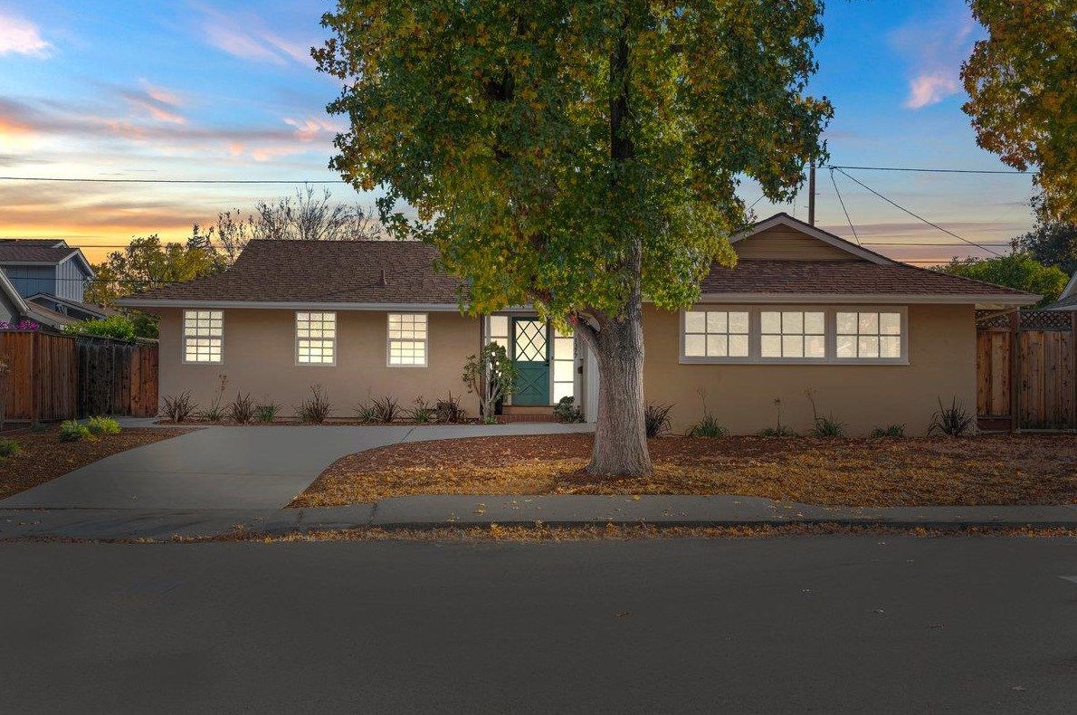 1377 Bonita Ave, Mountain View, CA 94040