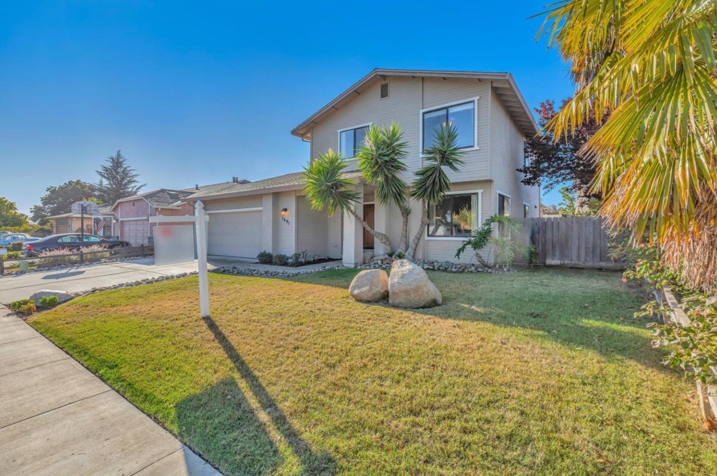 1691 Sausalito Dr, Hollister, CA 95023