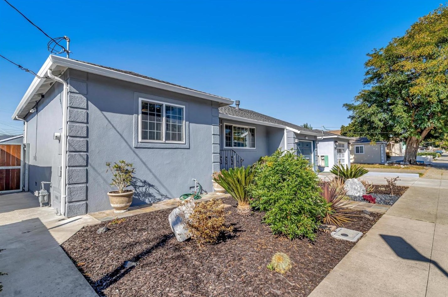 637 6th Ave, San Bruno, CA 94066