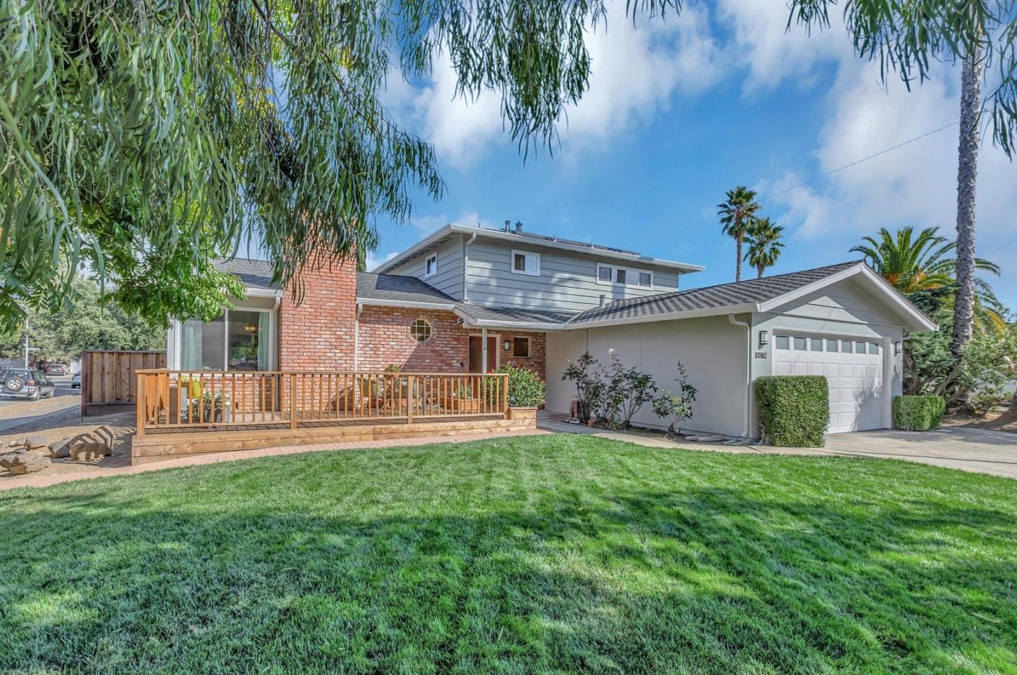 10382 Las Ondas Way, Cupertino, CA 95014-3130
