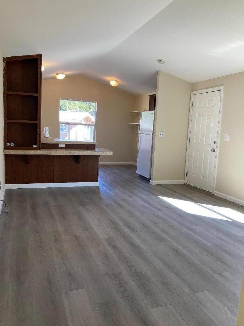 1885 E Bayshore Rd 94, Palo Alto, CA 94303