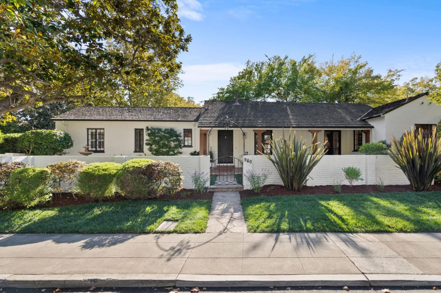 940 Maple St, San Mateo, CA 94402-2357