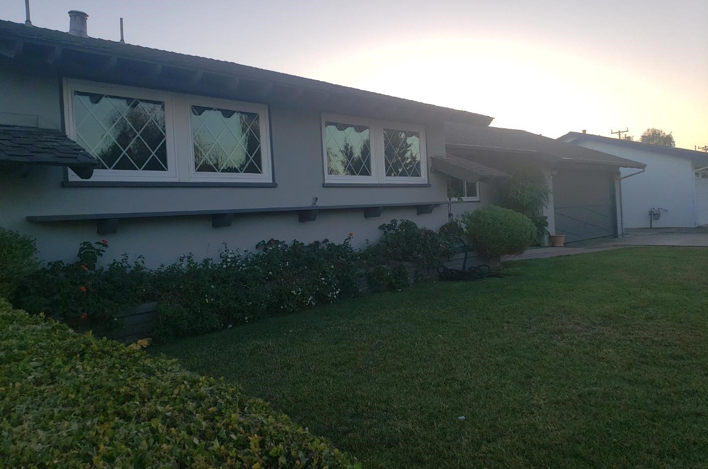 115 Chaucer Dr, Salinas, CA 93901-2106