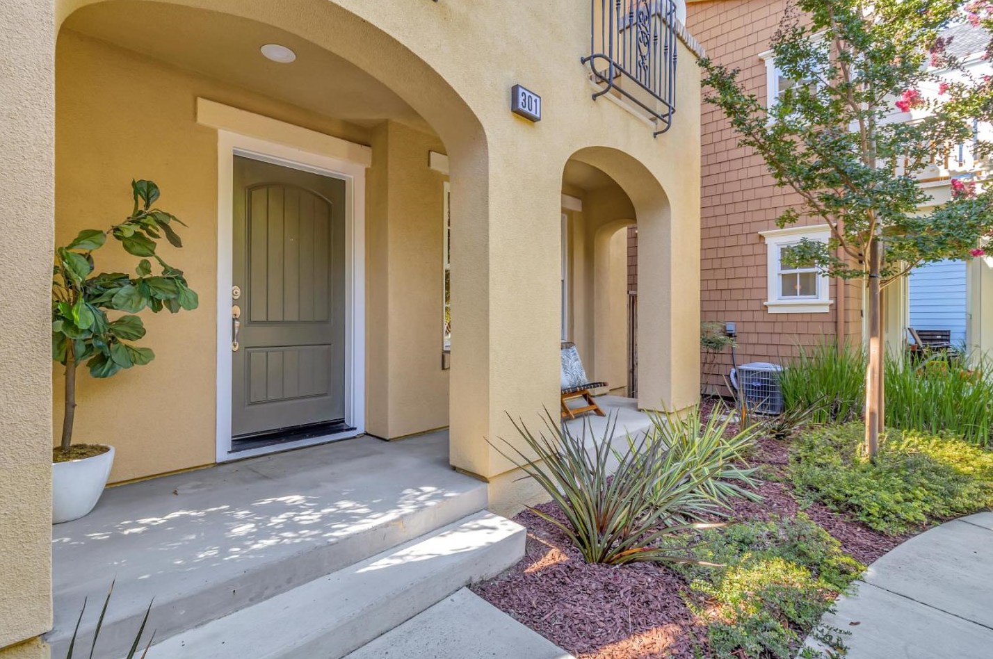 301 Pine Way, Mountain View, CA 94041