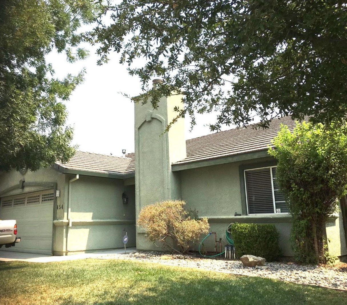 454 Port St, Los Banos, CA 93635
