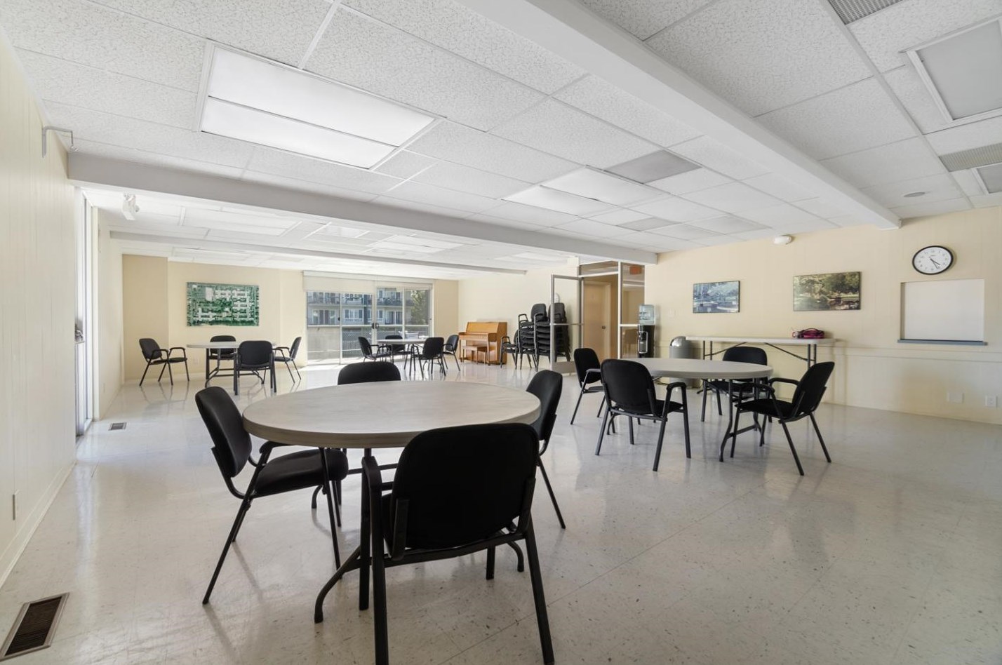 834 Delaware St, San Mateo CA  94401-1504 exterior