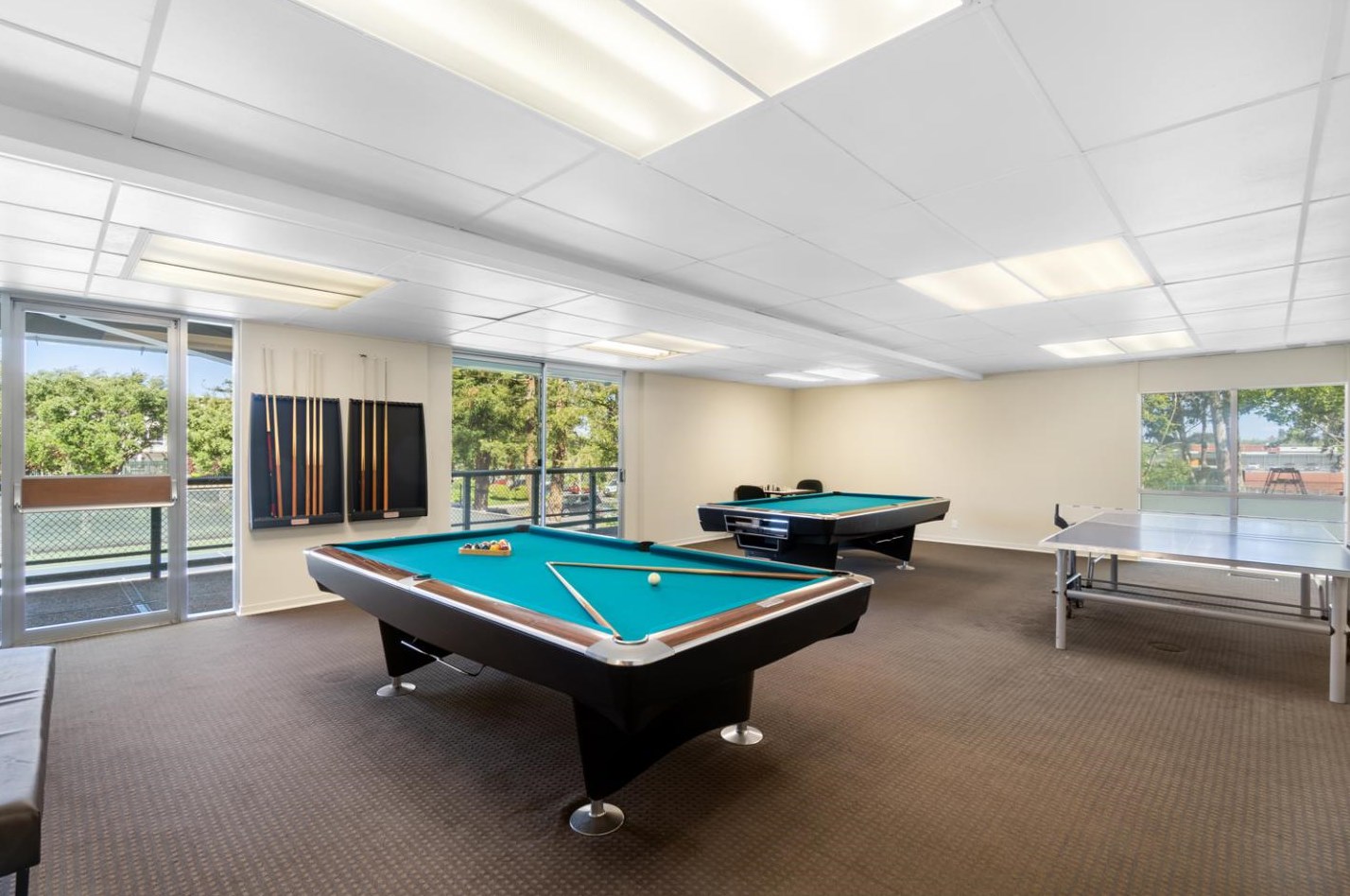 834 Delaware St, San Mateo CA  94401-1504 exterior