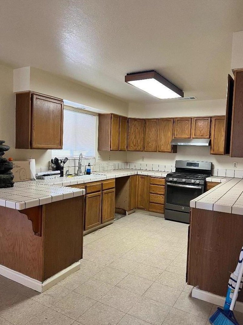 704 Acacia Ct, Greenfield, CA 93927