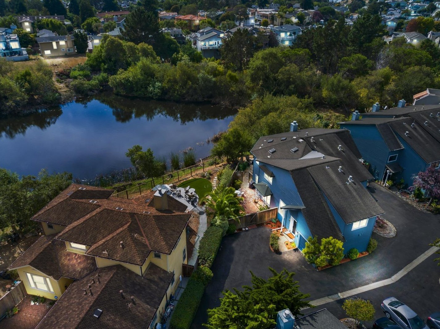 105 Manresa Ct, Aptos, CA 95003-5722