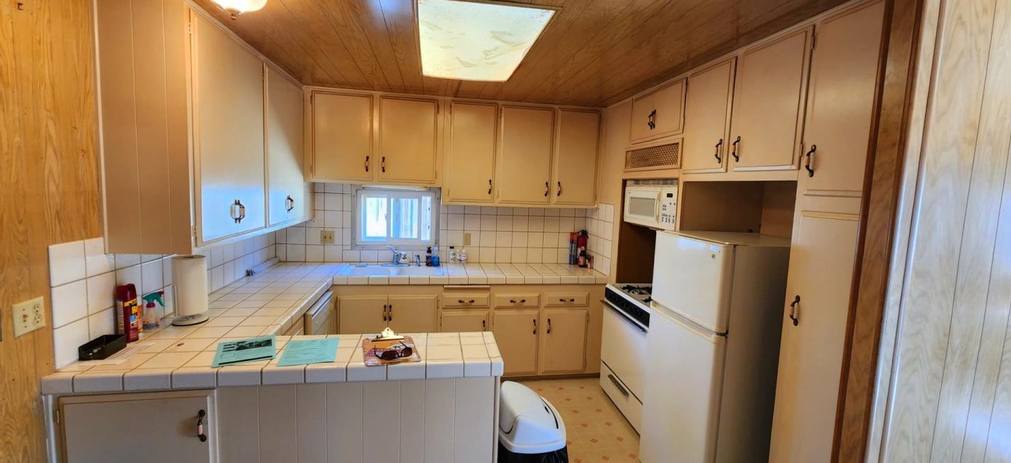 347 Carmel Ave 43, Marina, CA 93933