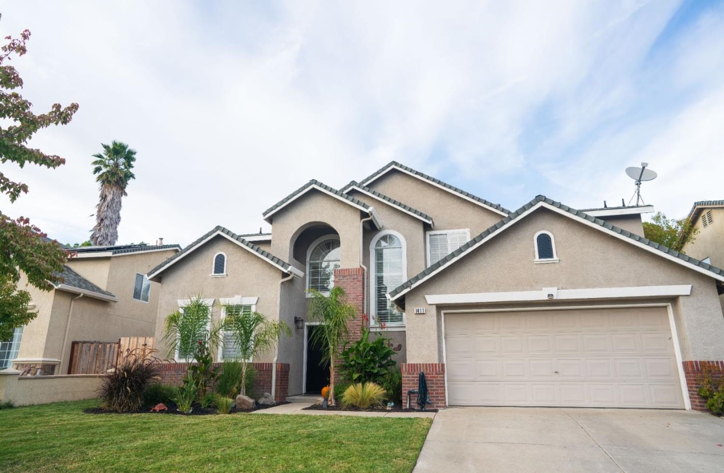 1411 Peregrine Dr, Gilroy, CA 95020