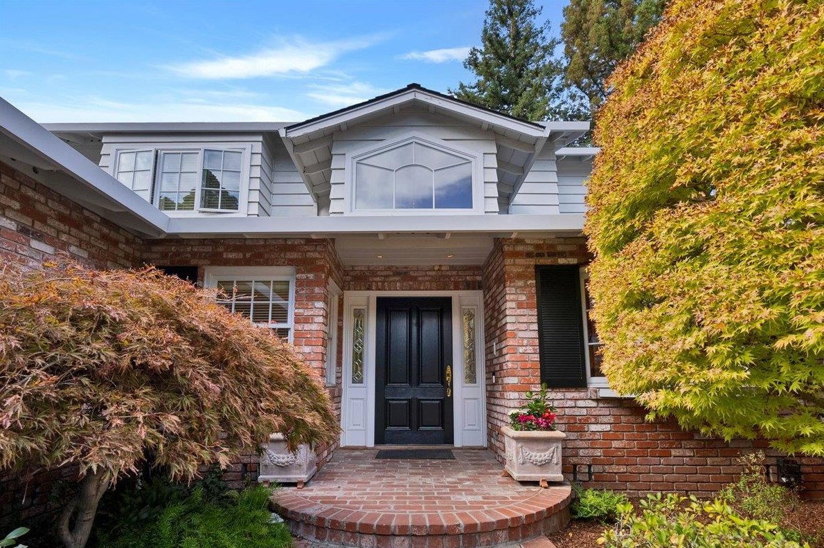 441 Hacienda Way, Los Altos, CA 94022