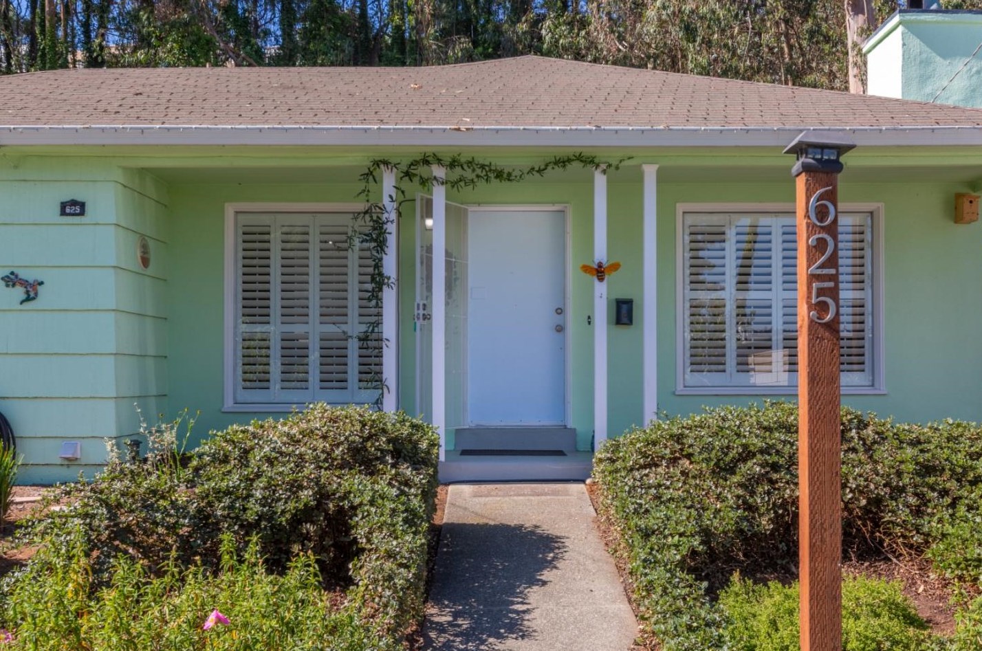 625 Larchmont Dr, Daly City, CA 94015