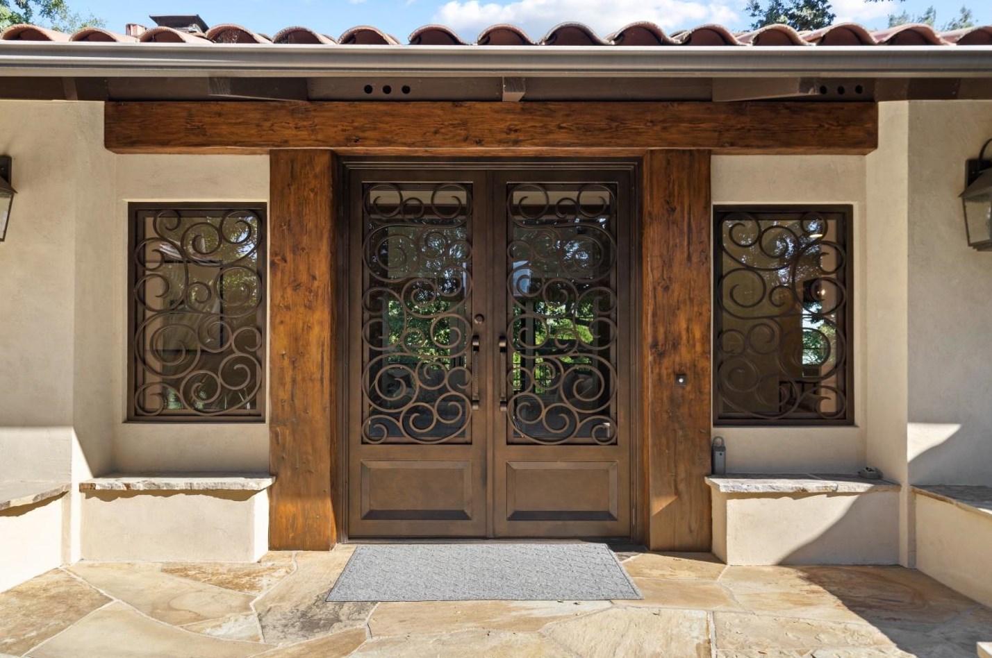 1056 Cascade Dr, Menlo Park, CA 94025