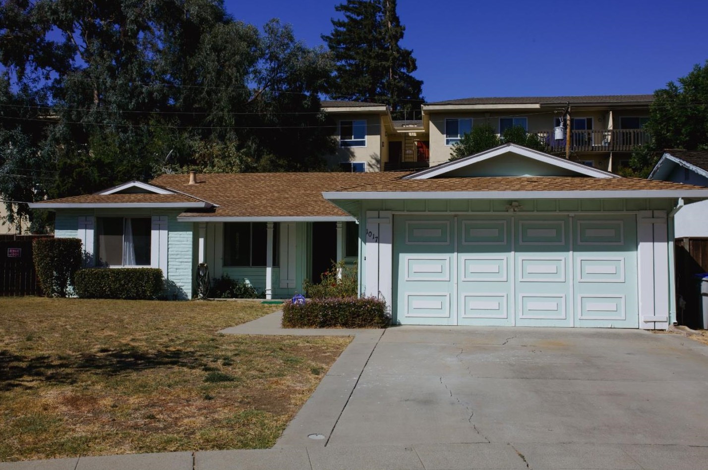 1017 Twin Brook Dr, San Jose, CA 95126-4072