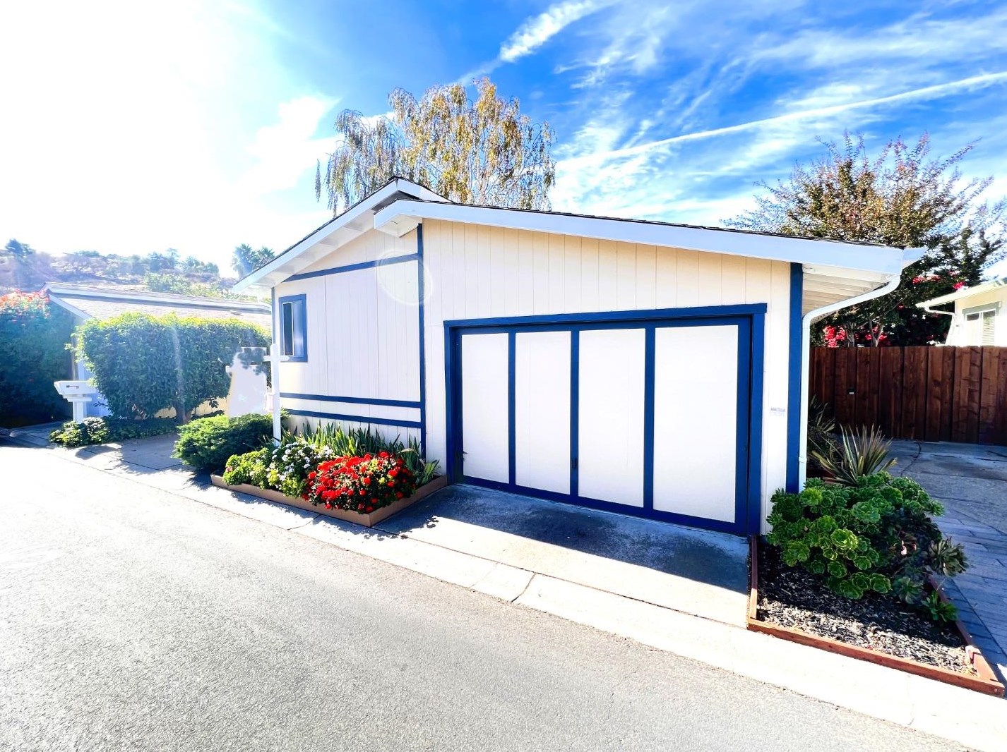 533 Millpond Dr 533, San Jose, CA 95125