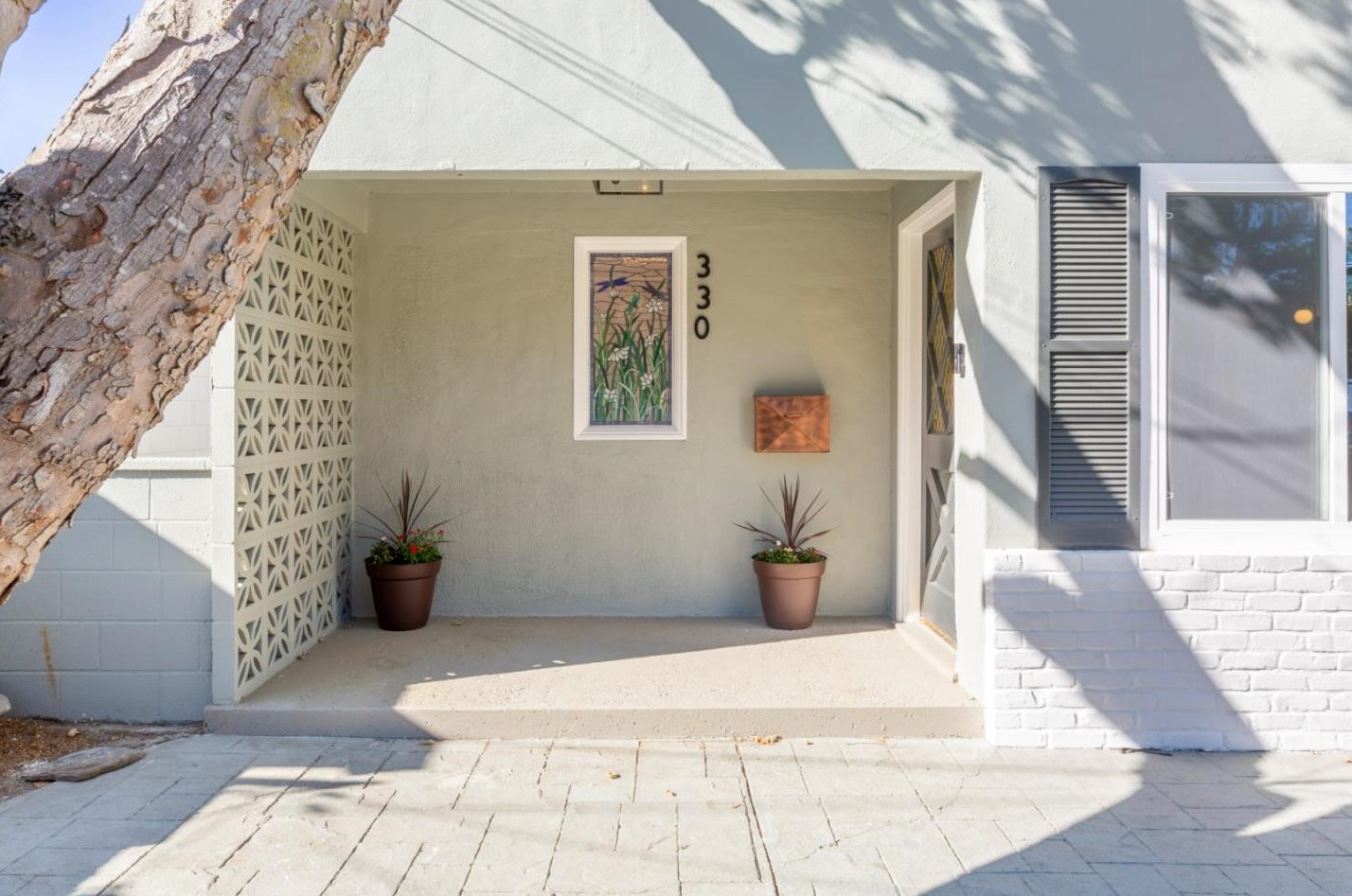 328-330 Alvarado St, Brisbane, CA 94005
