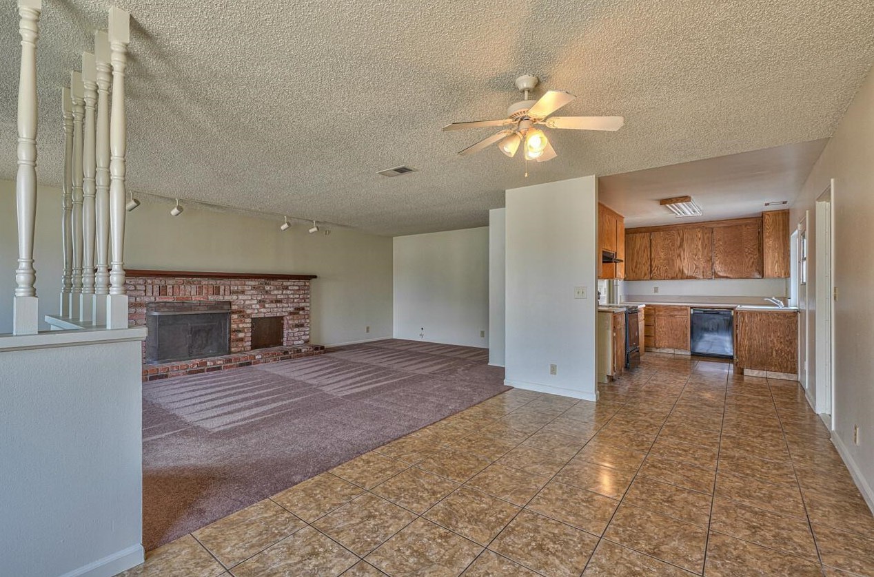 18498 Northridge Dr, Salinas CA  93906-1903 exterior