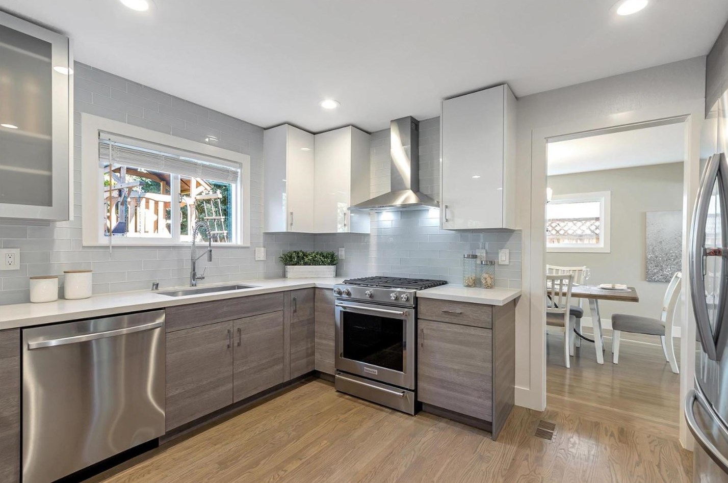 1685 Grizilo Dr, San Jose CA  95124-1920 exterior