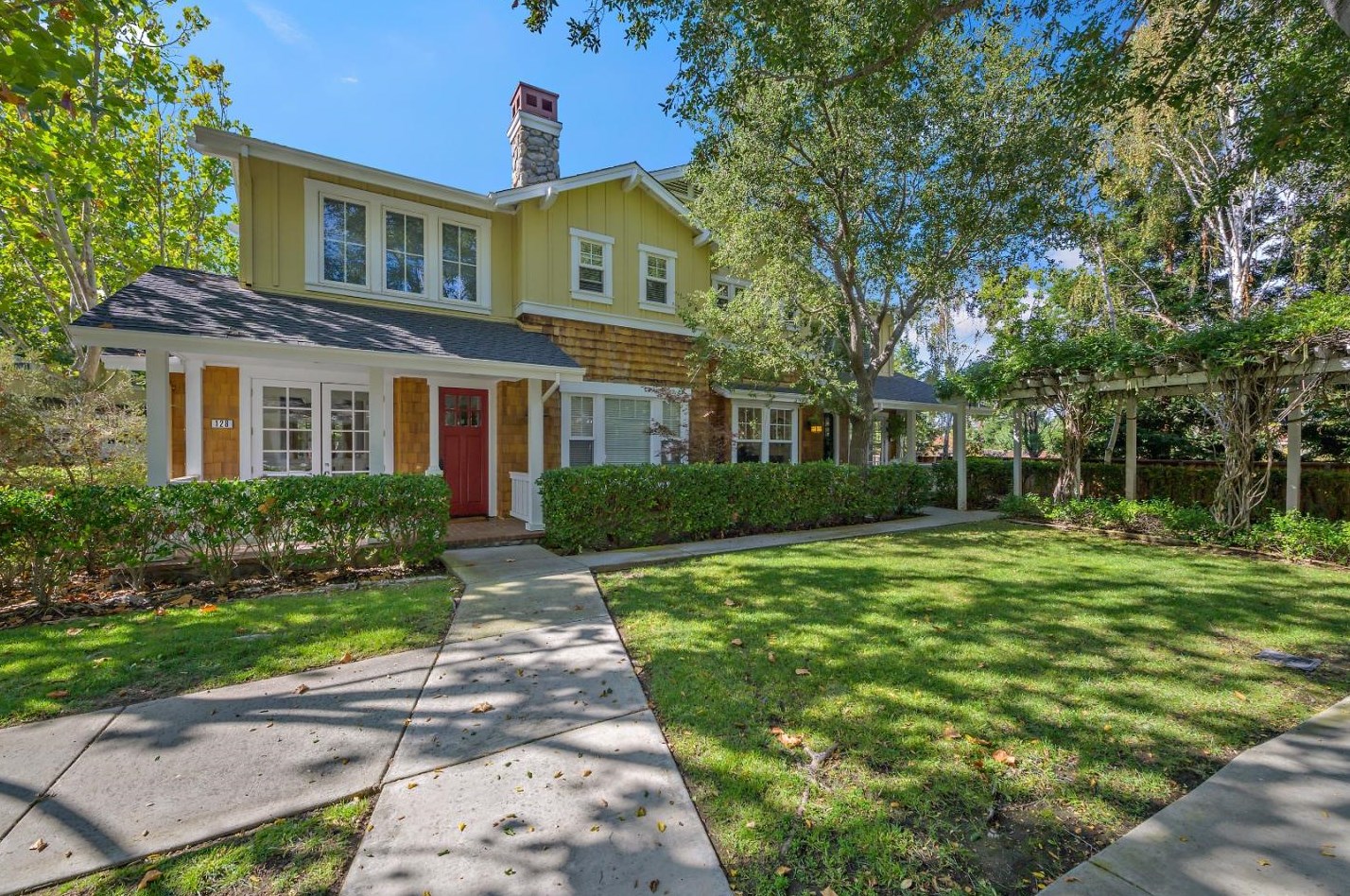 138 Naramore Lane, Los Gatos, CA 95032