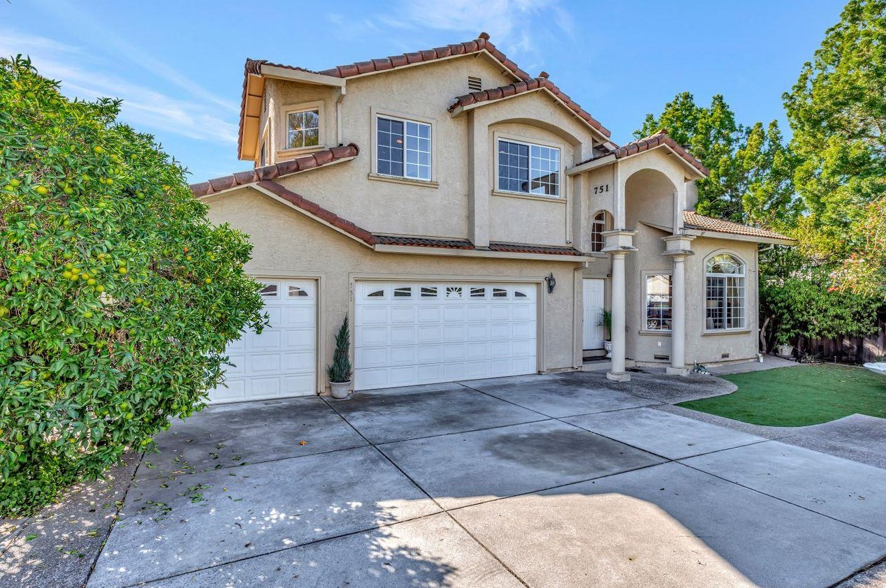 751 Pecan Way, Campbell, CA 95008