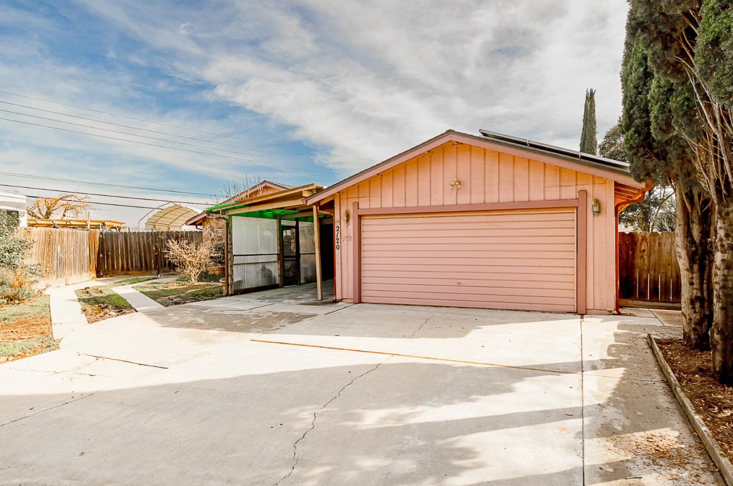 2120 Spring Oak Ct, Modesto, CA 95355
