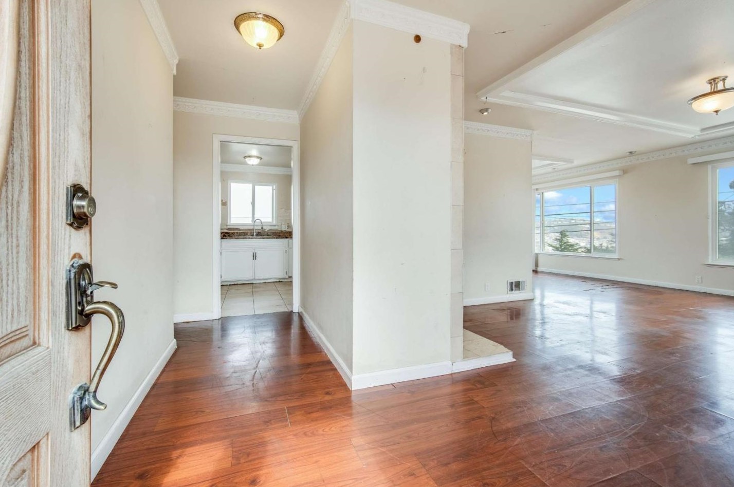 204 San Fernando Way, Daly City, CA 94015
