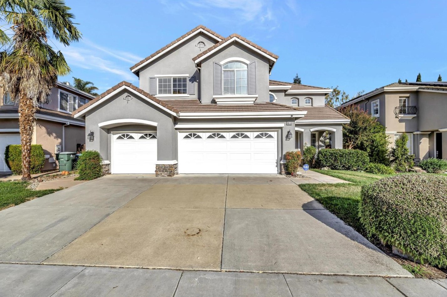 9550 Rancho Hills Dr, Gilroy, CA 95020