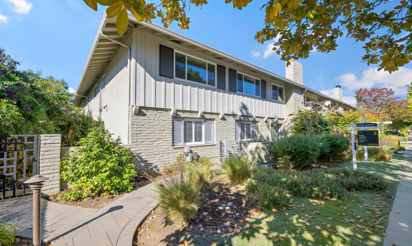 460 Lassen St 1, Los Altos, CA 94022