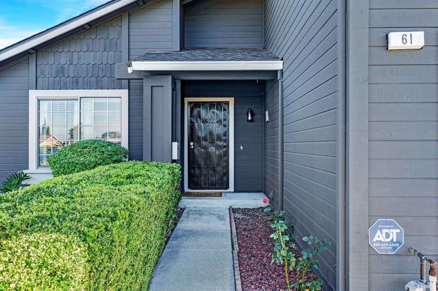 61 Kenneth Ct, West Pittsburg, CA 94565