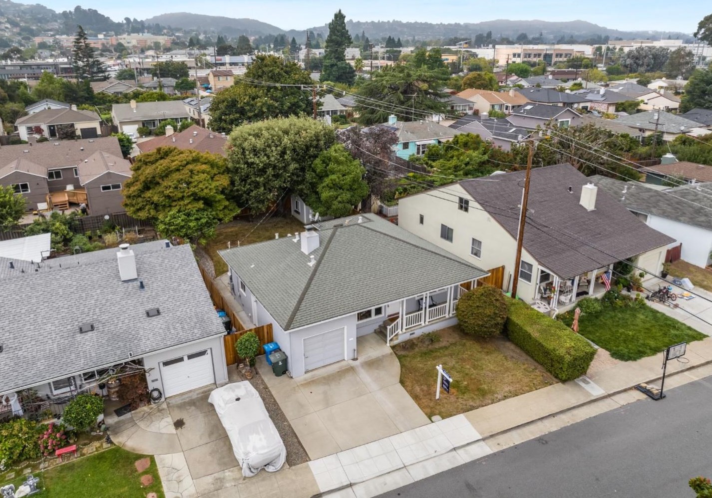 3630 Oso St, San Mateo, CA 94403-3518