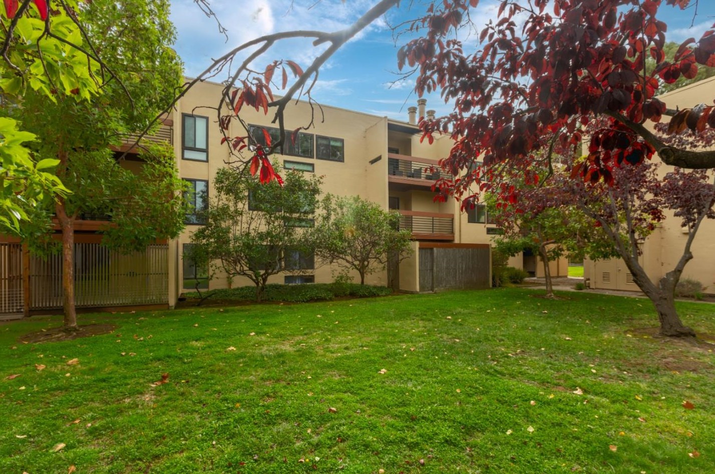 910 Beach Park Blvd 102, San Mateo, CA 94404