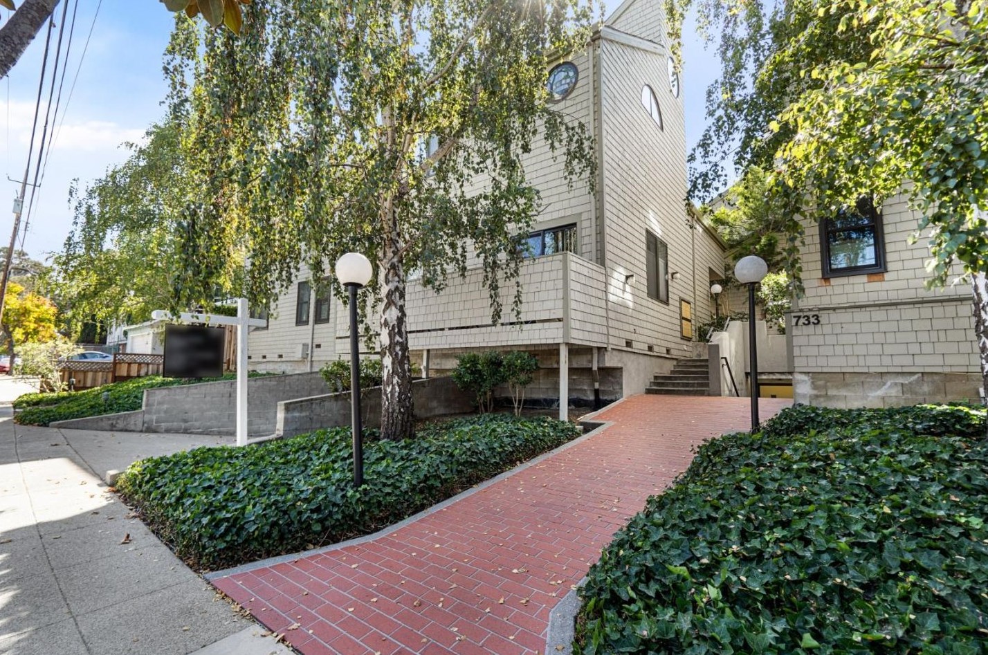 733 Fairfield Rd 2, Burlingame, CA 94010