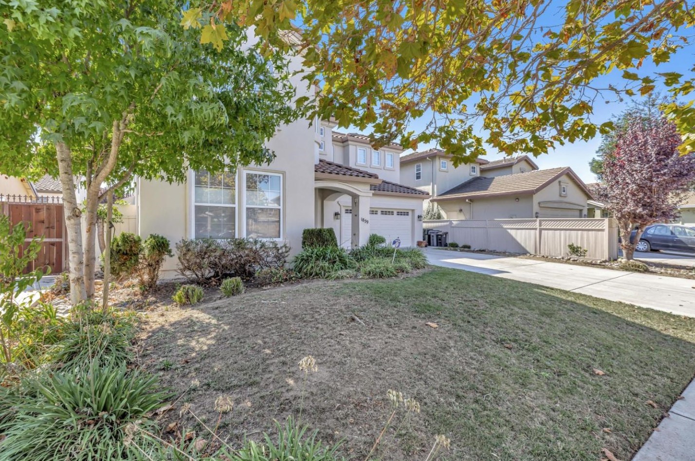 1879 Lancashire Dr, Salinas, CA 93906-5403