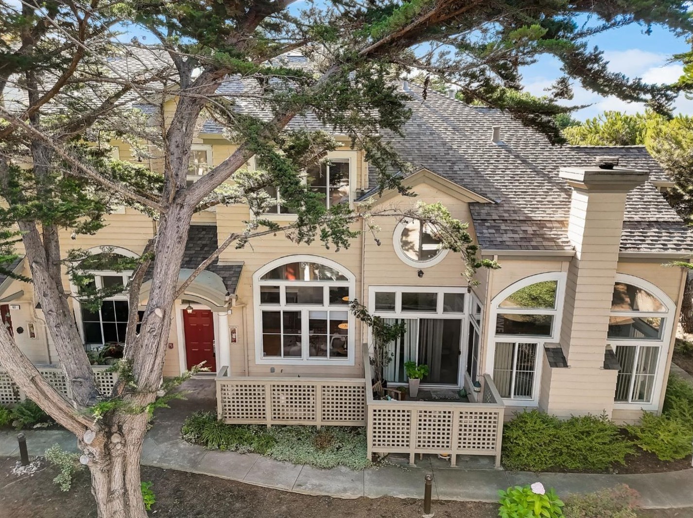 64 Patrick Way, Princeton by the Sea, CA 94019