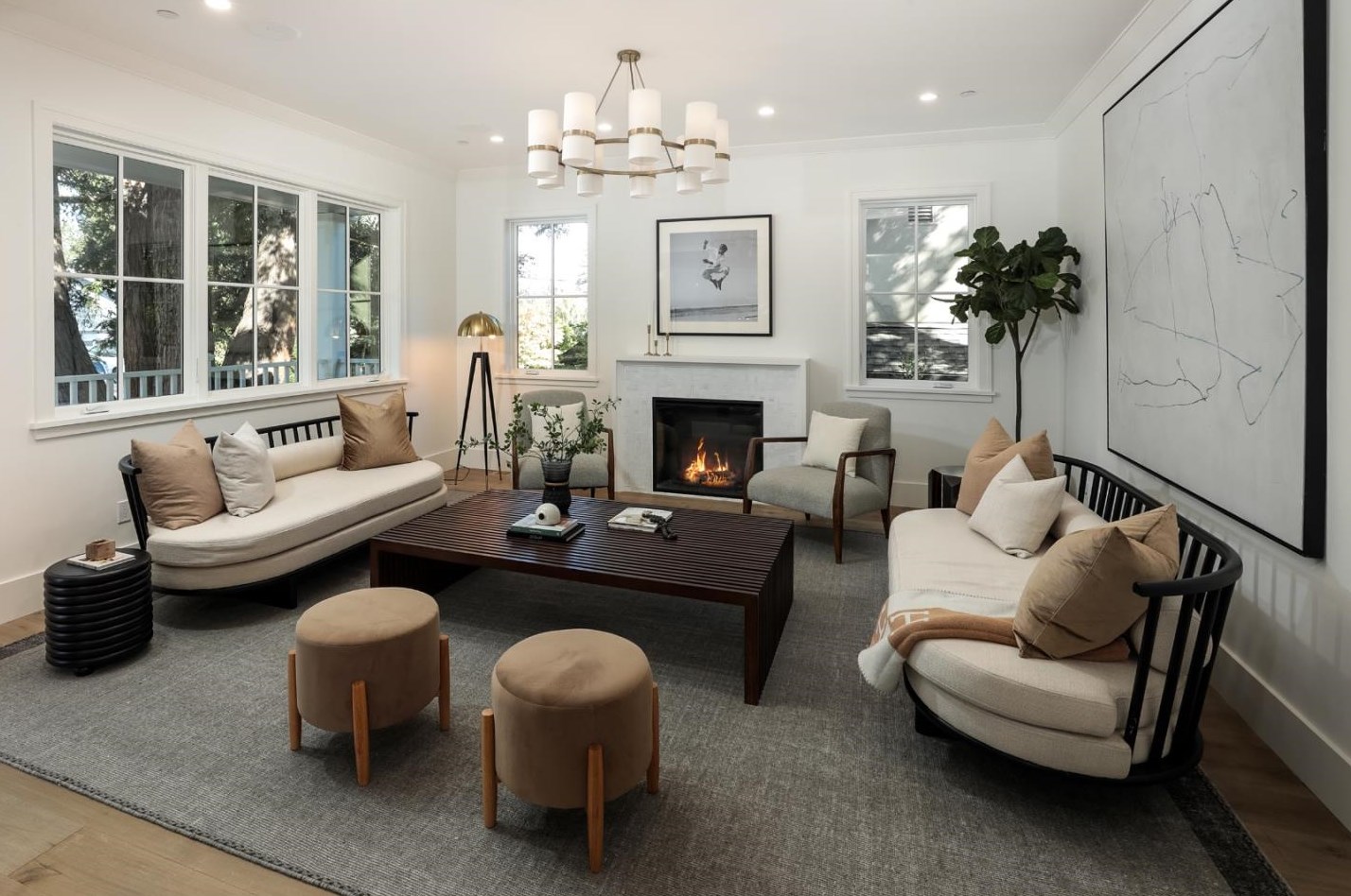 2043 Sharon Rd, Menlo Park, CA 94025