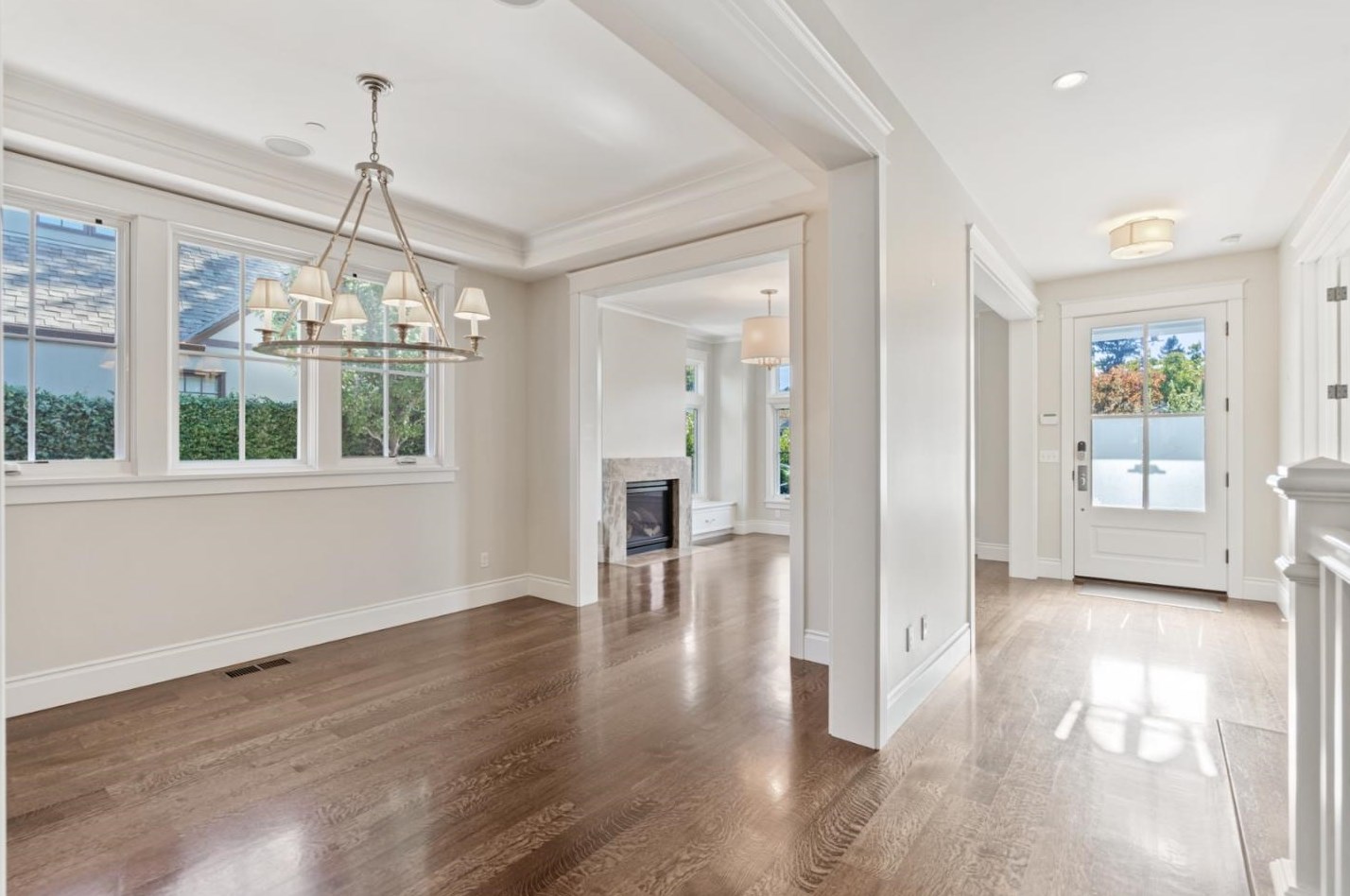 240 University Dr, Menlo Park CA  94025-5222 exterior