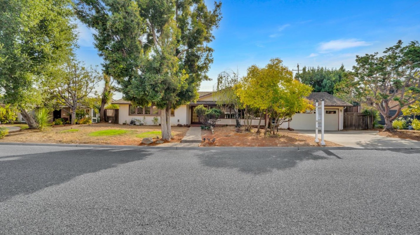 19814 Bonnie Ridge Way, Saratoga, CA 95070