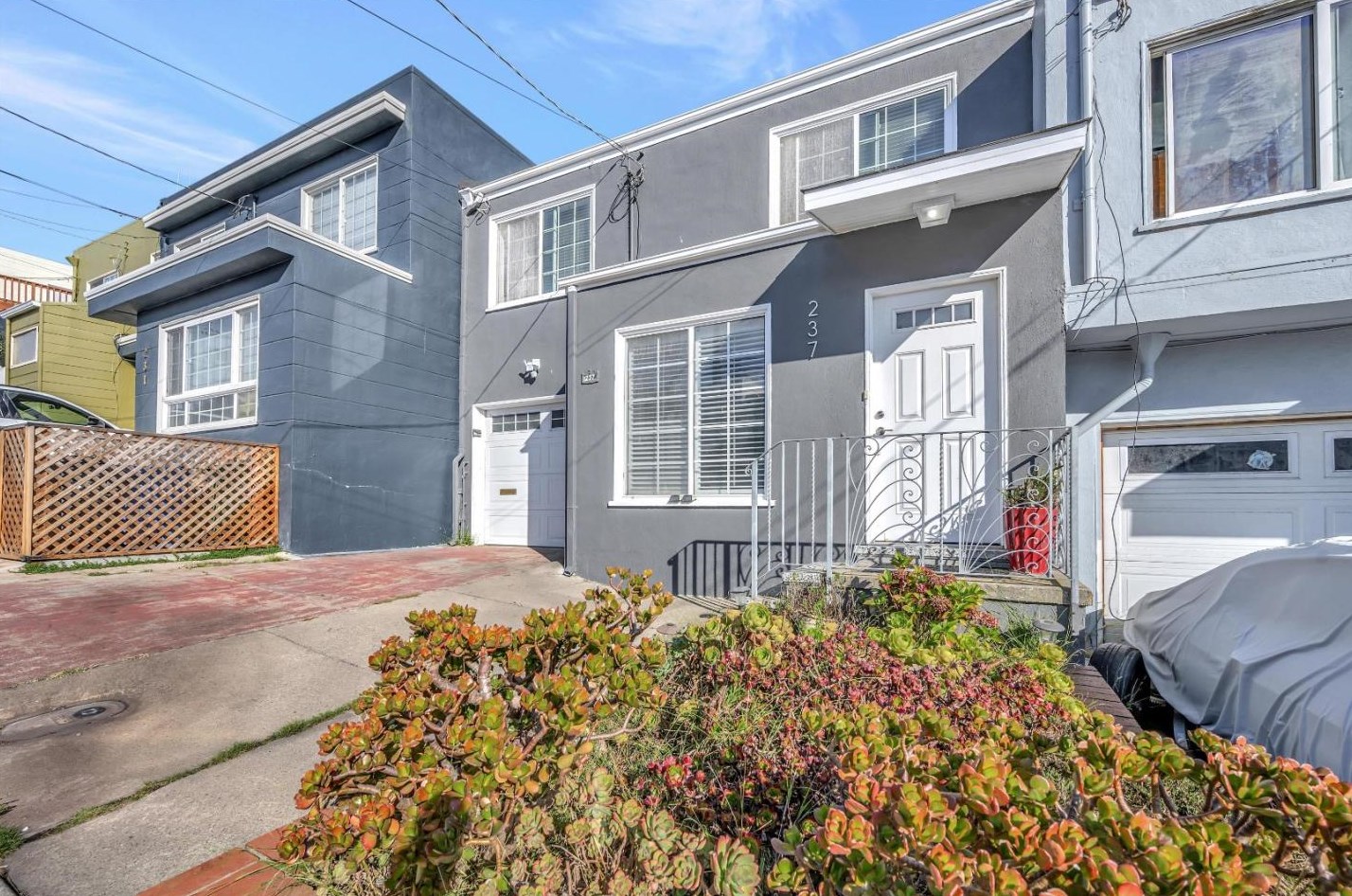 237 Wyandotte Ave, Daly City, CA 94014