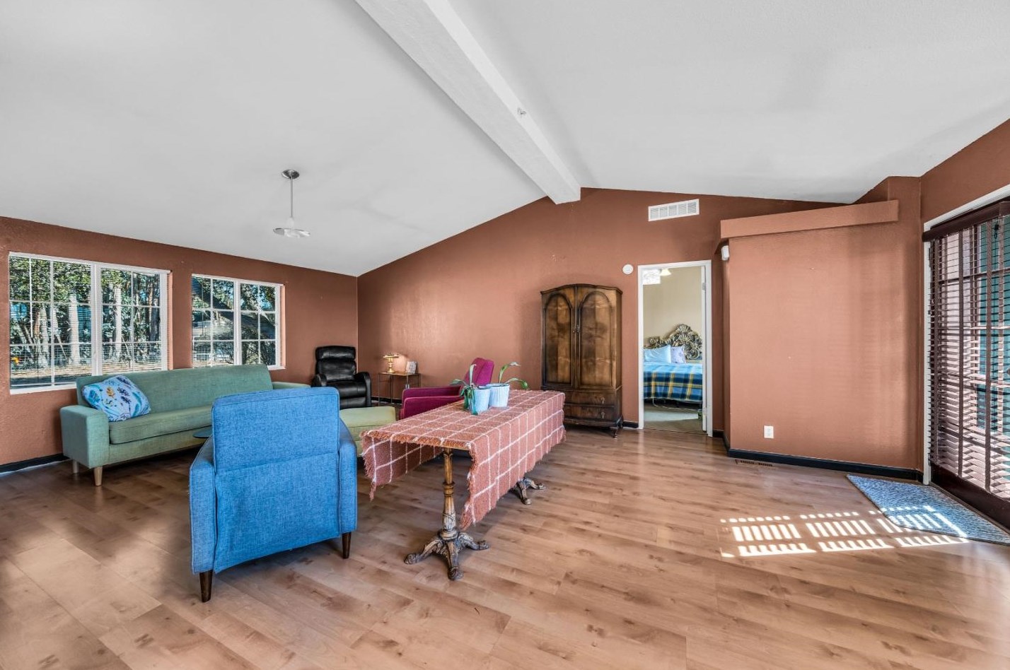 8645 Archer Rd, Salinas CA  93907-8791 exterior